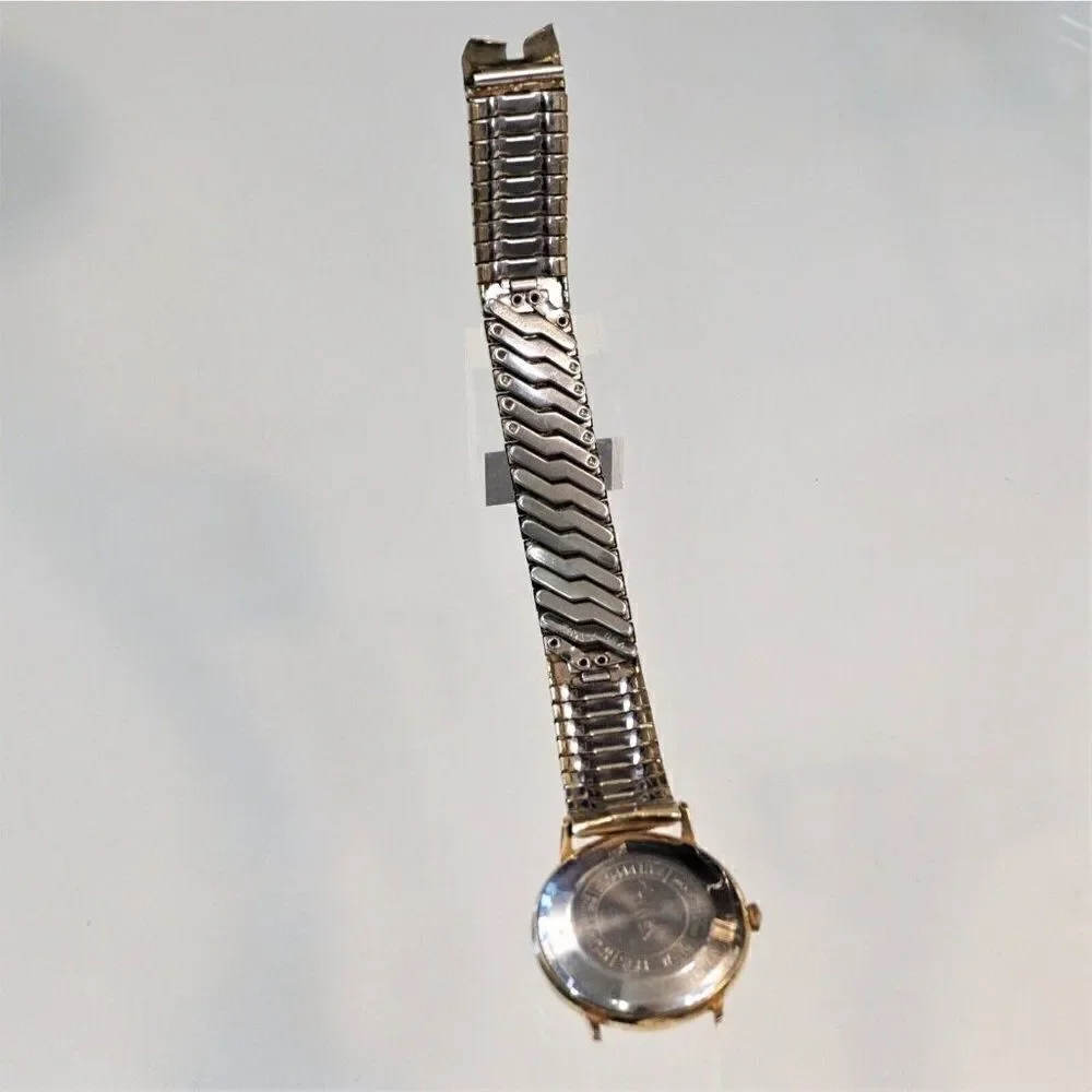 Vintage 1960s Timex 68247467 Watch 21 Jewel Not Running 1/20 10K GF Bracelet